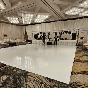 Velvet Pipe and Drape Per Ft – Height 6′ to 20′